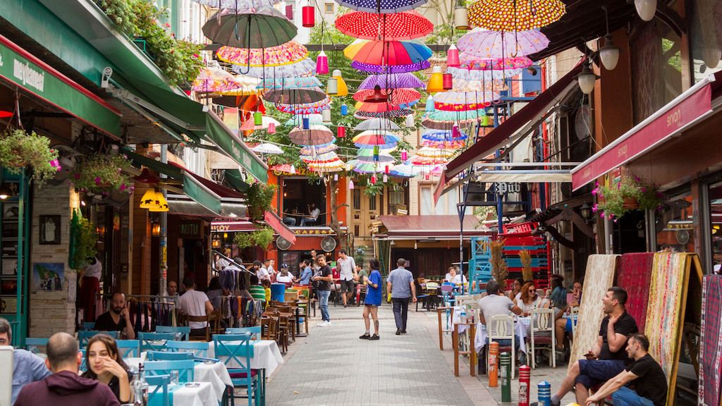 A Complete Guide for Istanbul Local and Street Shopping