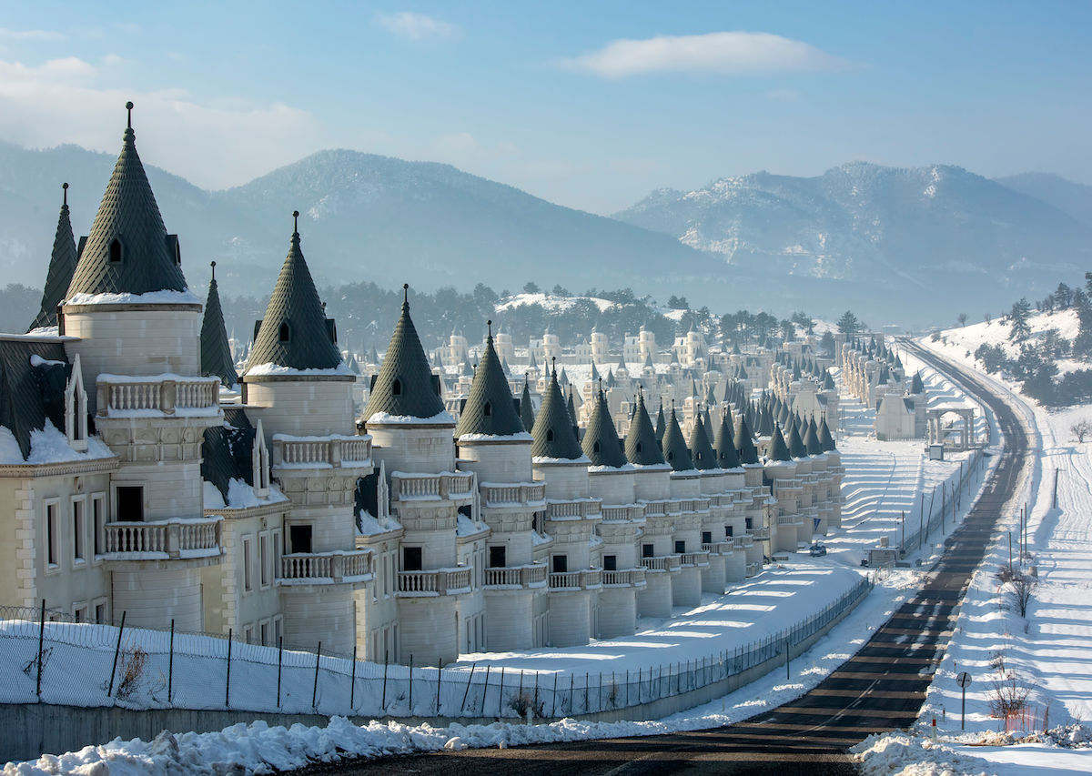 5 Magical Fairytale Castles in Istanbul You Must See