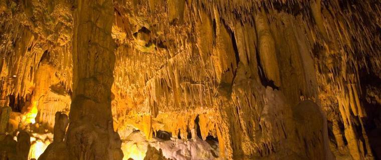 Visit Alanya Caves: Location, Entrance, and Tips