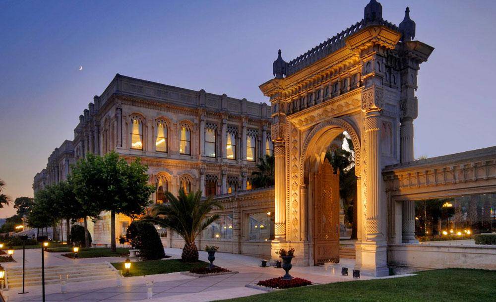 Luxurious Escapes: Unveiling Istanbul’s Most Famous Hotels